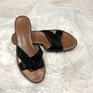 DONALD J PLINER BLACK LEATHER SANDALS